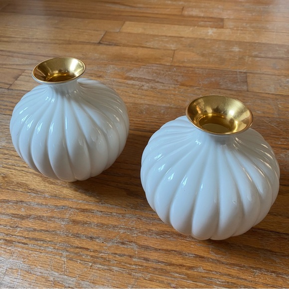 Lenox Other - ❌SOLD❌2X Lenox Porcelain Bud Vases 24K Gold Trim Ivory Ribbed Round 4.5"